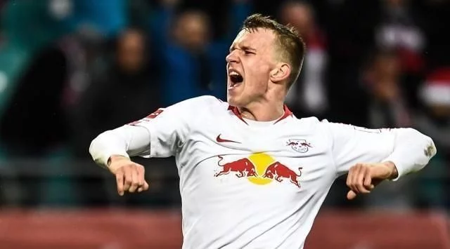 了一位球员 了一位球员